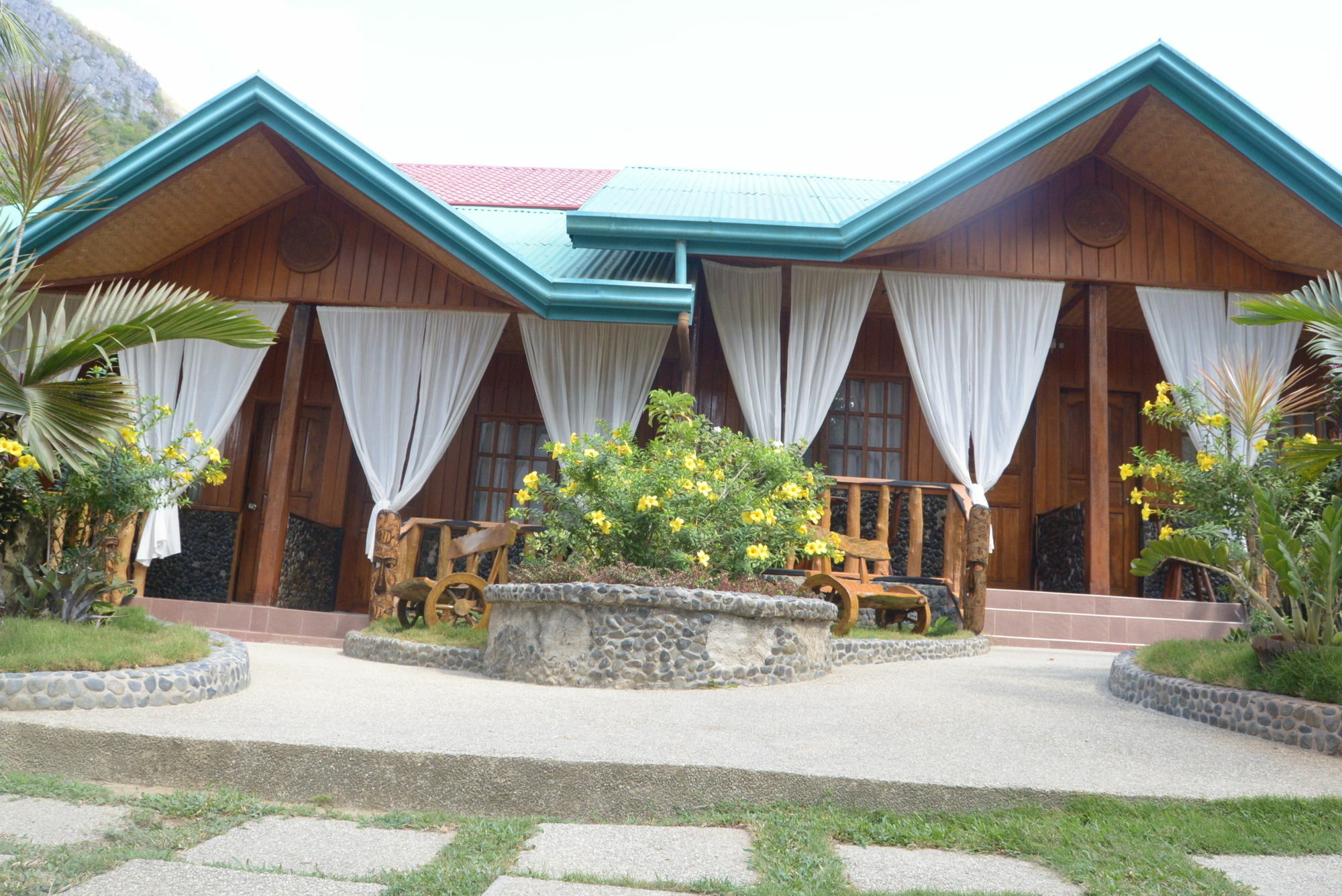 Jurias Garden Hotel El Nido Eksteriør billede